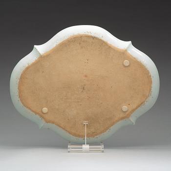 BRICKA, kompaniporslin. Qingdynastin, Qianlong (1736-95).