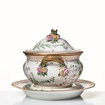 A Royal Copenhagen 'Flora Danica' tureen with cover and stand, Denmark, 20th Century.