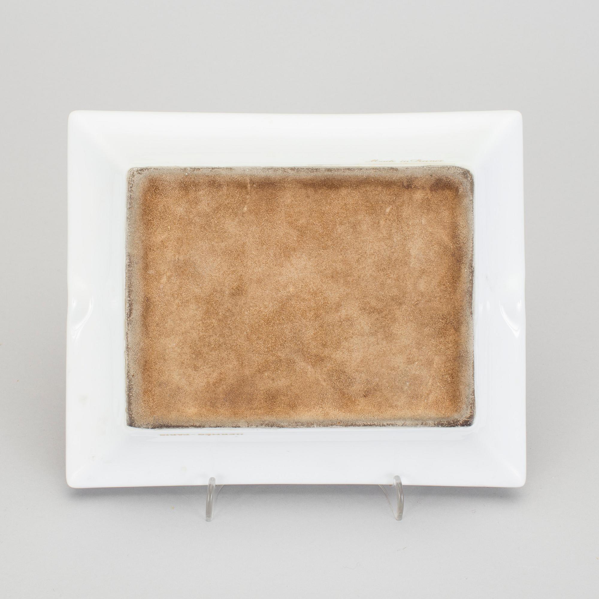 HERMÈS, askfat, porslin.