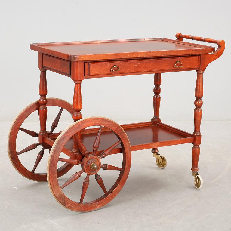 SERVERINGSVAGN, engelsk stil, 1900-talets andra hälft.