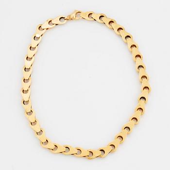 18K gold necklace.