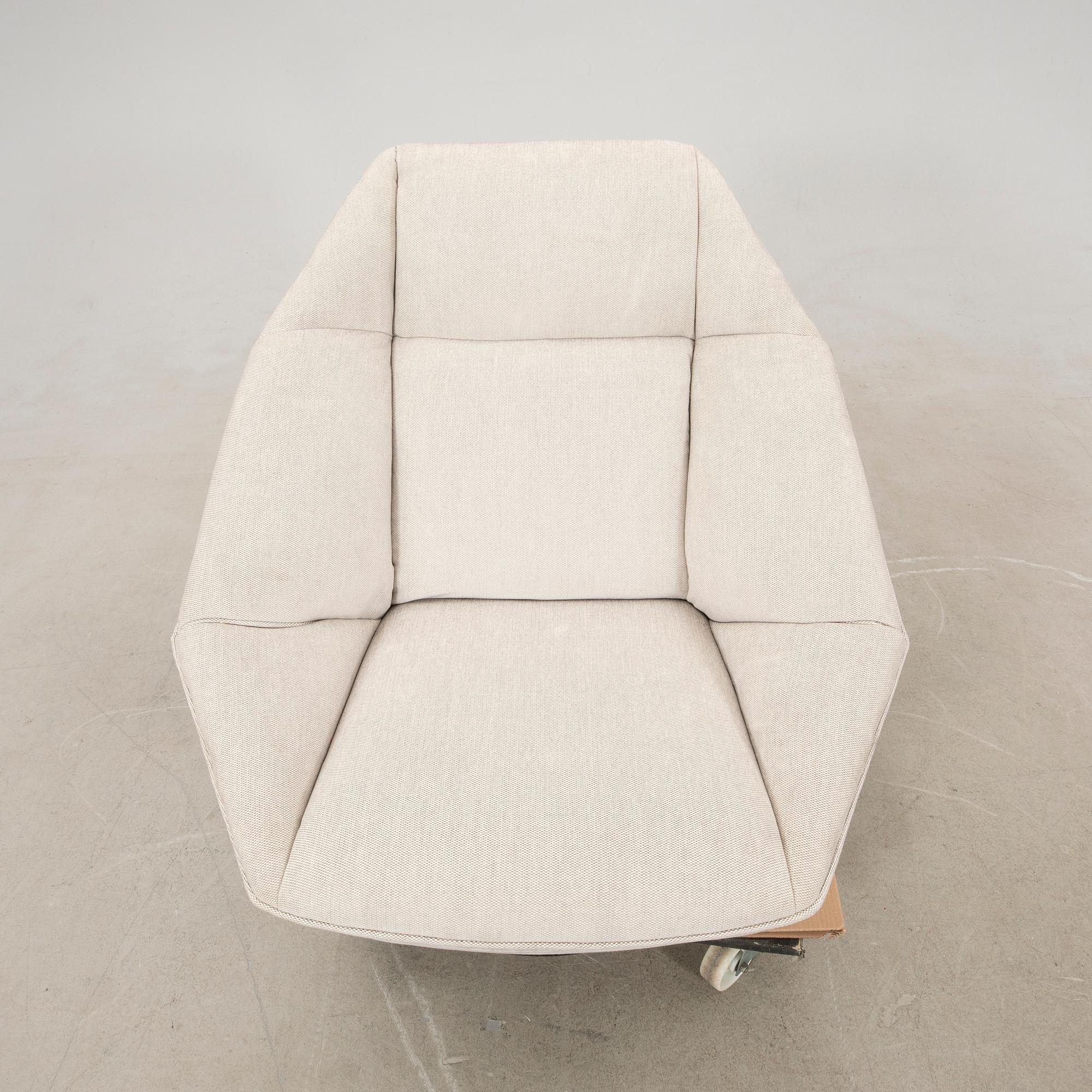 Toan Nguyen fåtölj "Sail" Wendelbo samtida.