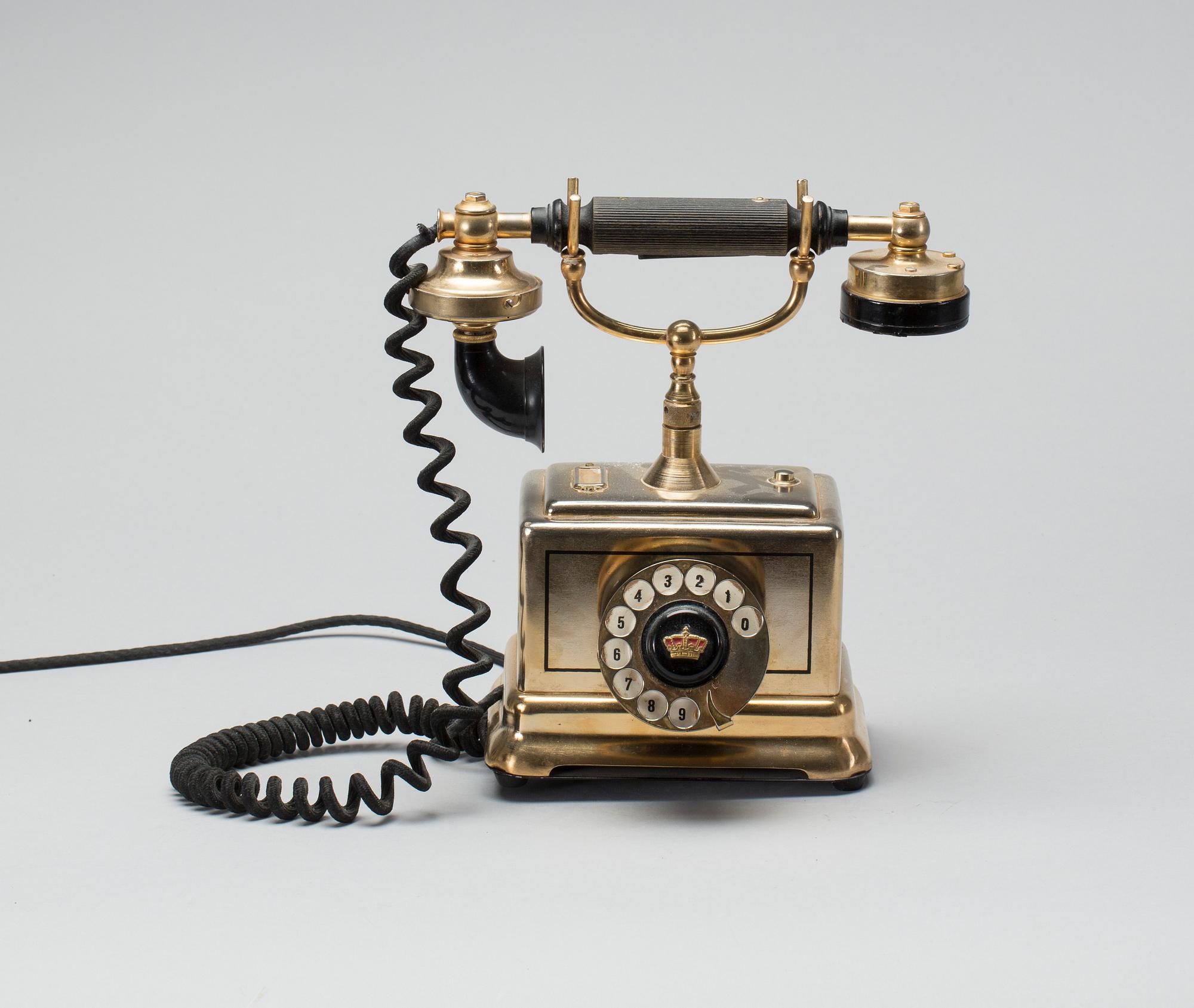TELEFON, Kjøbenhavns Telefon Aktieselskab, Danmark. Omkring 1900.