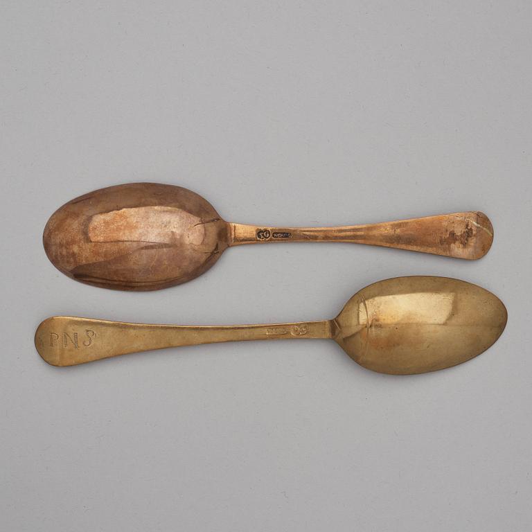 Two late Gustavian spoons by Isak Gråsten (1770-1821) Wedevågs bruk.