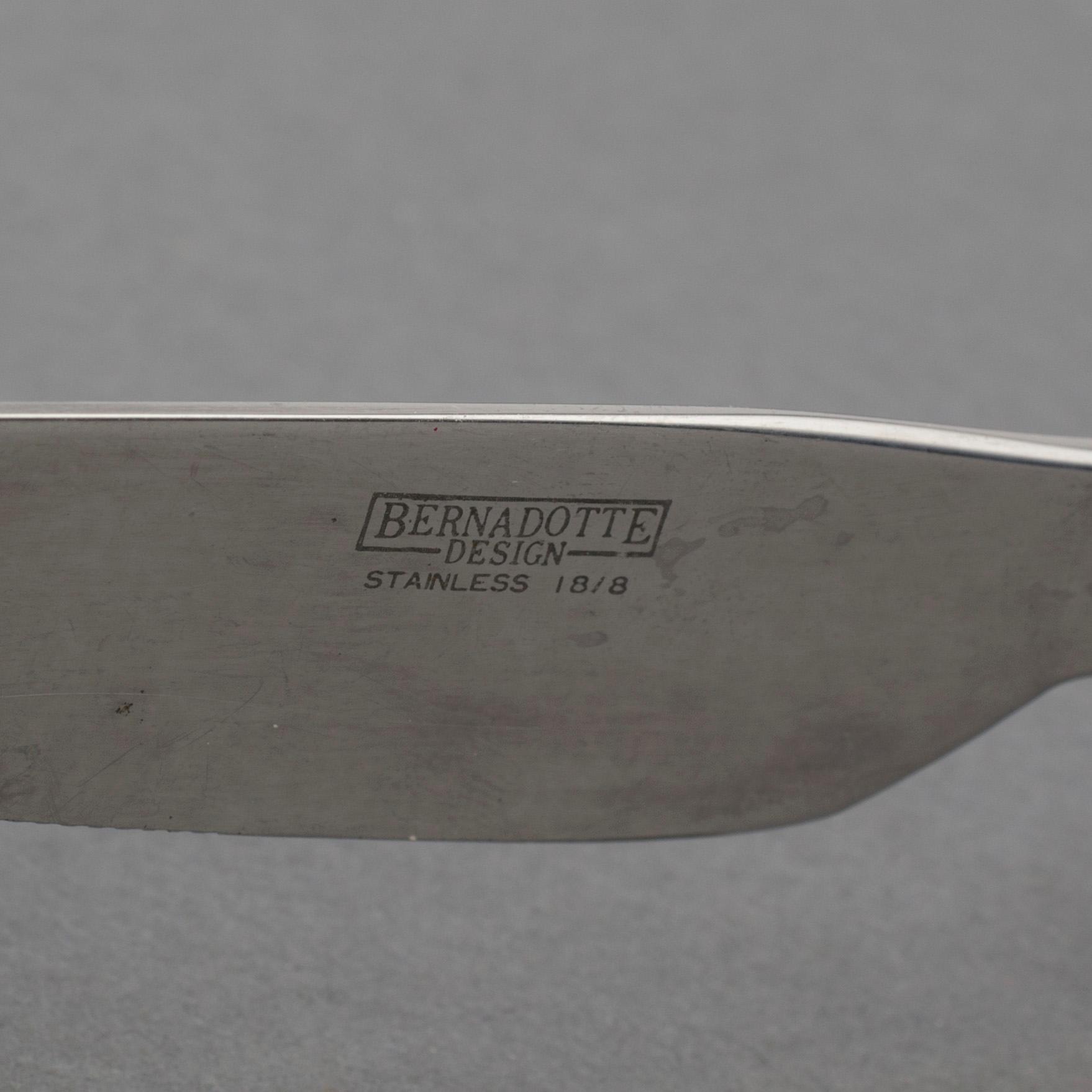SIGVARD BERNADOTTE, 47 pieces of stainless steel cutlery.