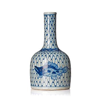 1155. A blue and white ge-glazed bottle vase, Qing dynasty, 19th Century or older.