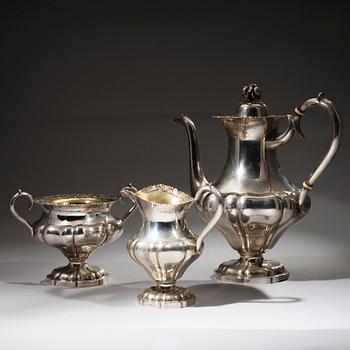 KAFFESERVIS, 3 delar, silver, Uusi Kultaseppä ab, Helsingfors 1929. Vikt 1495,7 g.