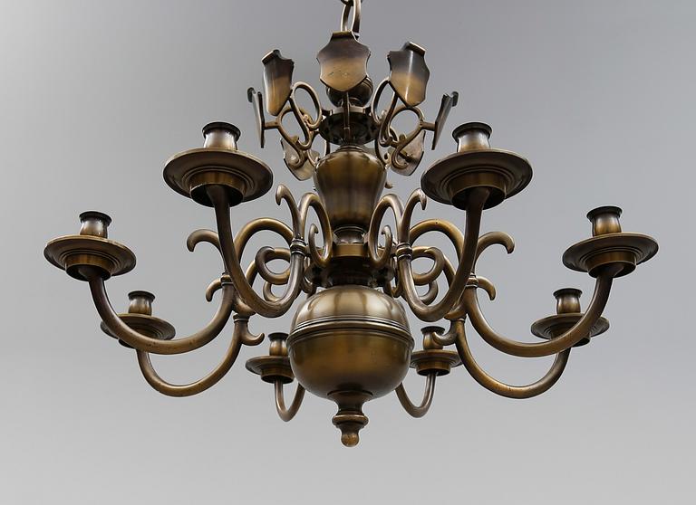 TAKLAMPA, barockstil, 1900-talets första hälft. Höjd ca 65 cm.