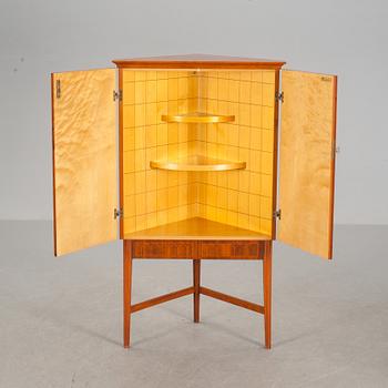 BARSKÅP, AB stilmöbler, Linköping. 1900-talets mitt.