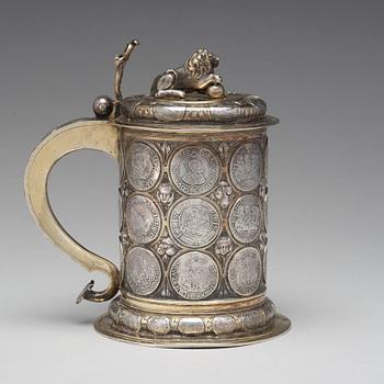 Andreas Haidt, dryckeskanna, silver, Danzig (verksam 1689-1699). Barock.