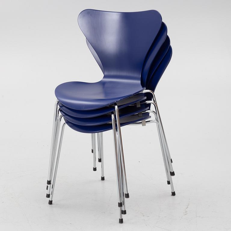 Arne Jacobsen, stolar, 4 st, "Sjuan", Fritz Hansen, Danmark.