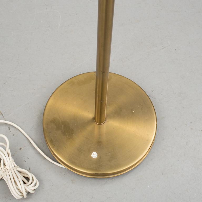 GOLVLAMPA, modell 2368/2148, "Stora Kamelen", Josef Frank, Firma Svenskt Tenn.