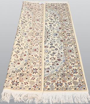 Matto, Nain part silk s.k 9 LAA, ca 204 x 126 cm.