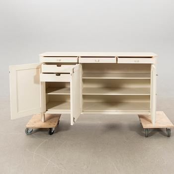 Carl Malmsten, sideboard "Herrgården" Waggeryds Möbelfabrik, second half of the 20th century.