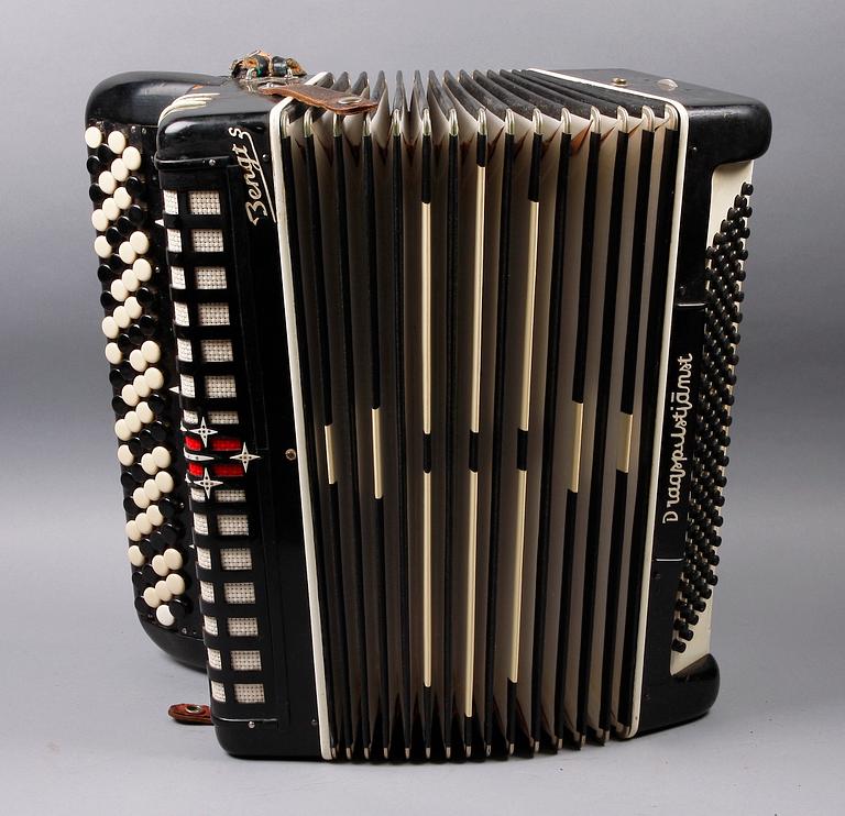 DRAGSPEL, märkt Bengts dragspelstjänst.