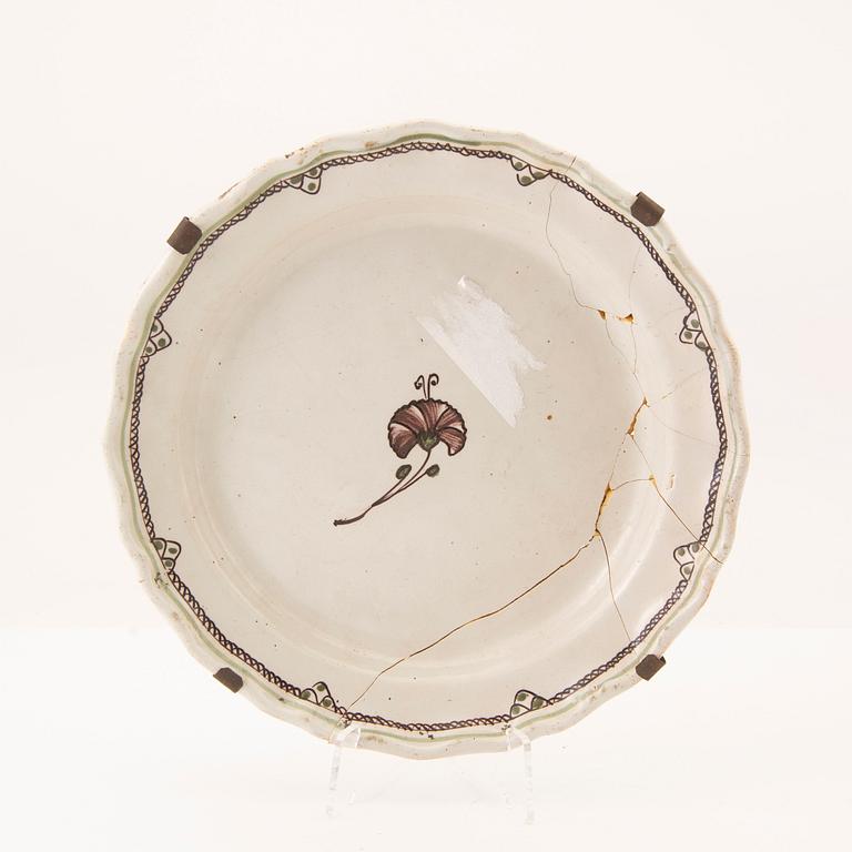 Tallrikar 6 st Holland/Frankrike 1700-talets mitt fajans.