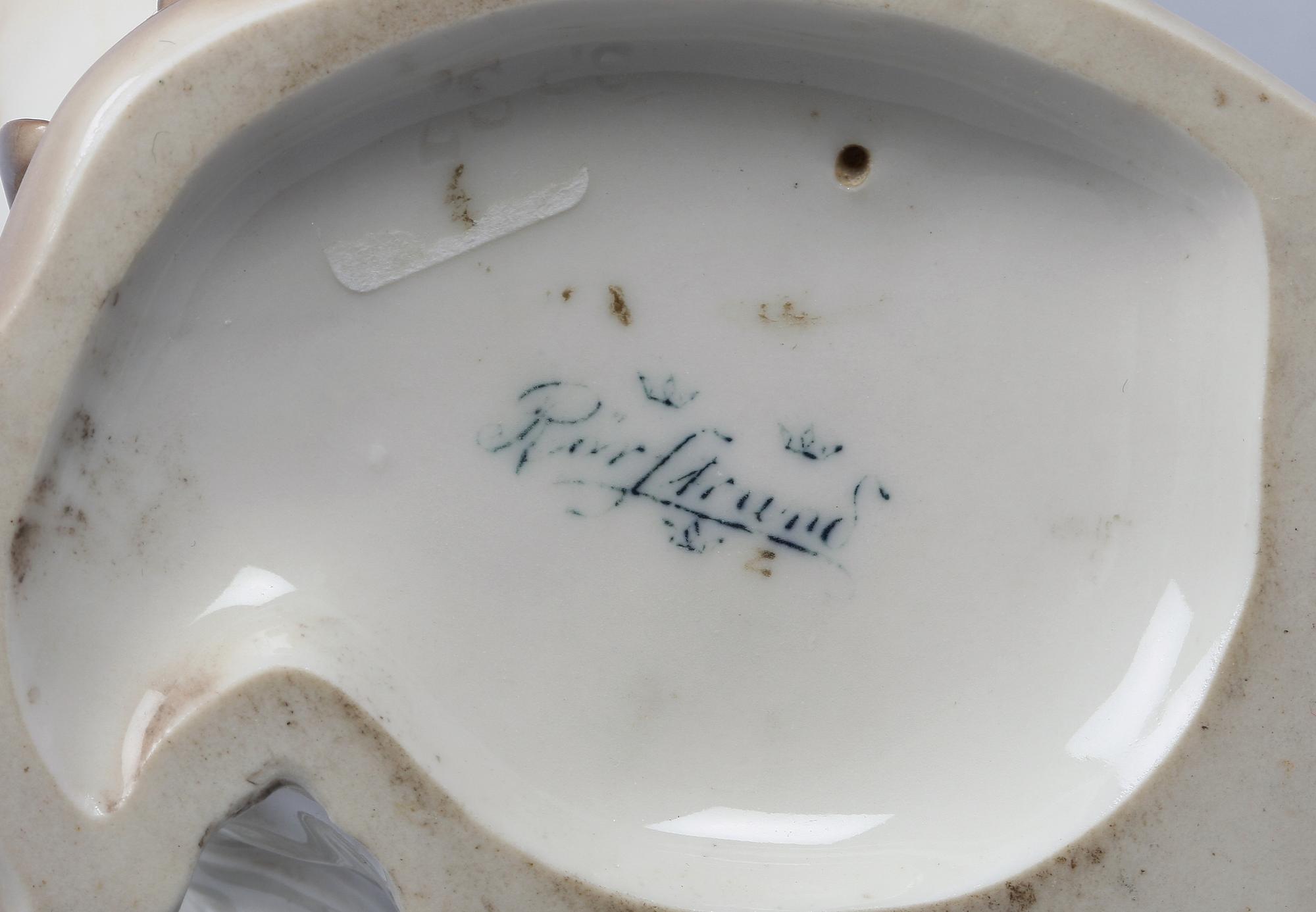 FIGURIN, porslin, Rörstrand, 1900-talets första hälft.