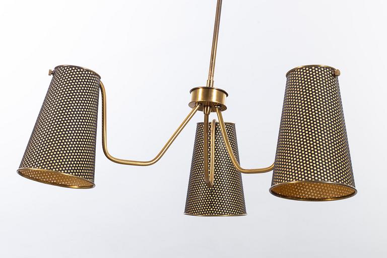 Taklampa, möjligen Böhlmarks, 1900-talets mitt.