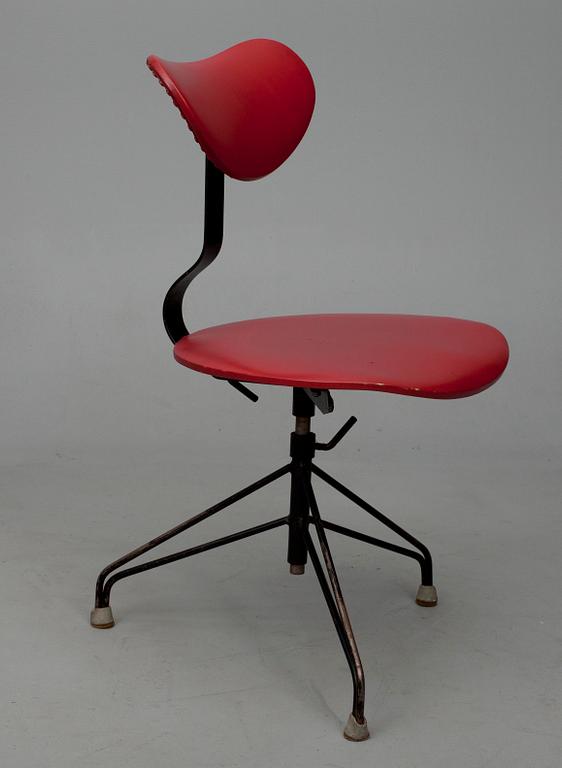 KONTORSSTOL, "Karhu", 1900-talets mitt.