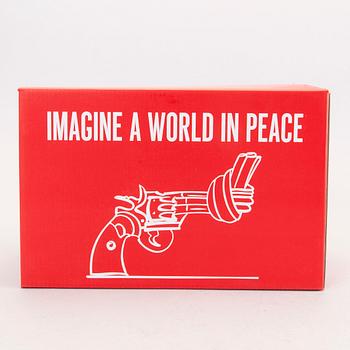 Carl-Fredrik Reuterswärd / The Non-Violence Project Foundation, numbered and dated 5/30 2017.