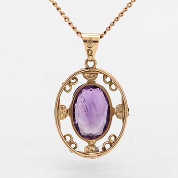 Necklace with pendant, 14K gold and amethyst. Finnish hallmarks.