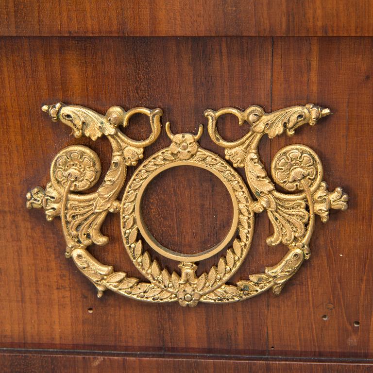 A RUSSIAN DRESSING CUPBOARD, early 19th century.