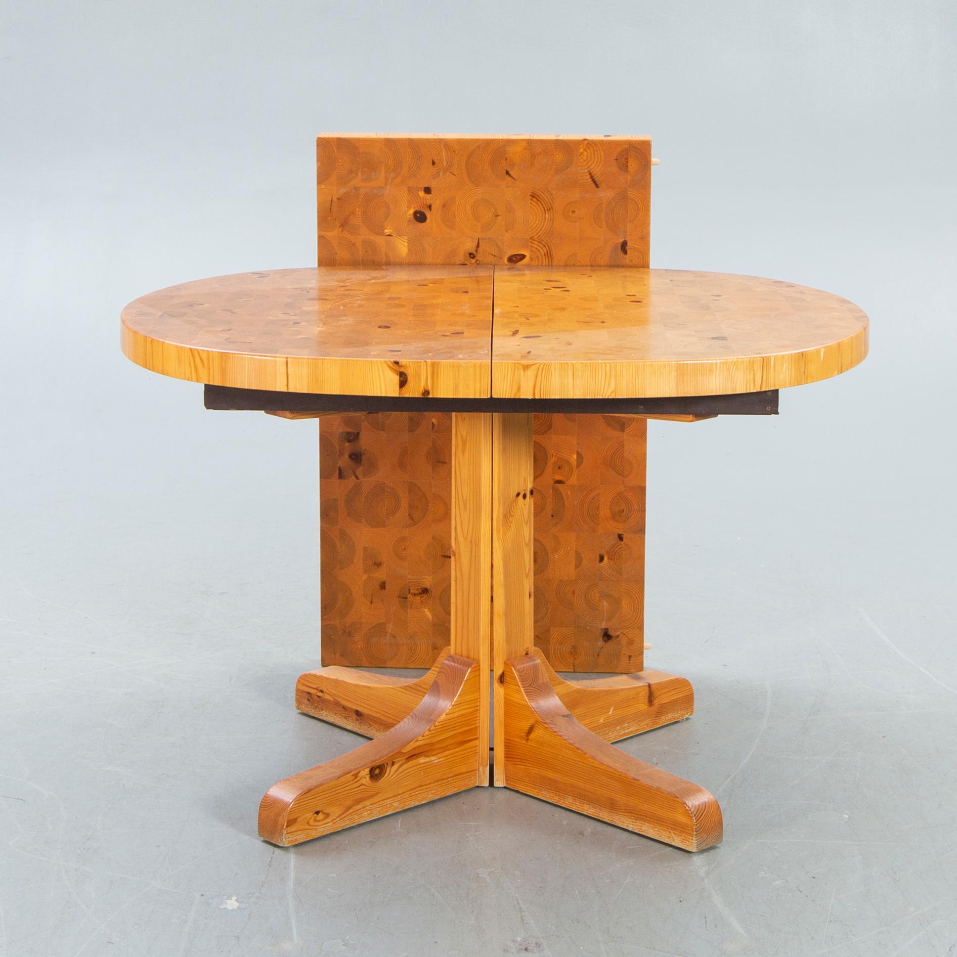 A five pcs Möbelmäster pine 1970s dining group.