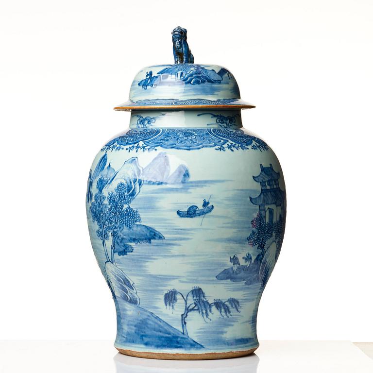 A pair of large blue and white jars with covers, Qing dynasty, Qianlong (1736-95).