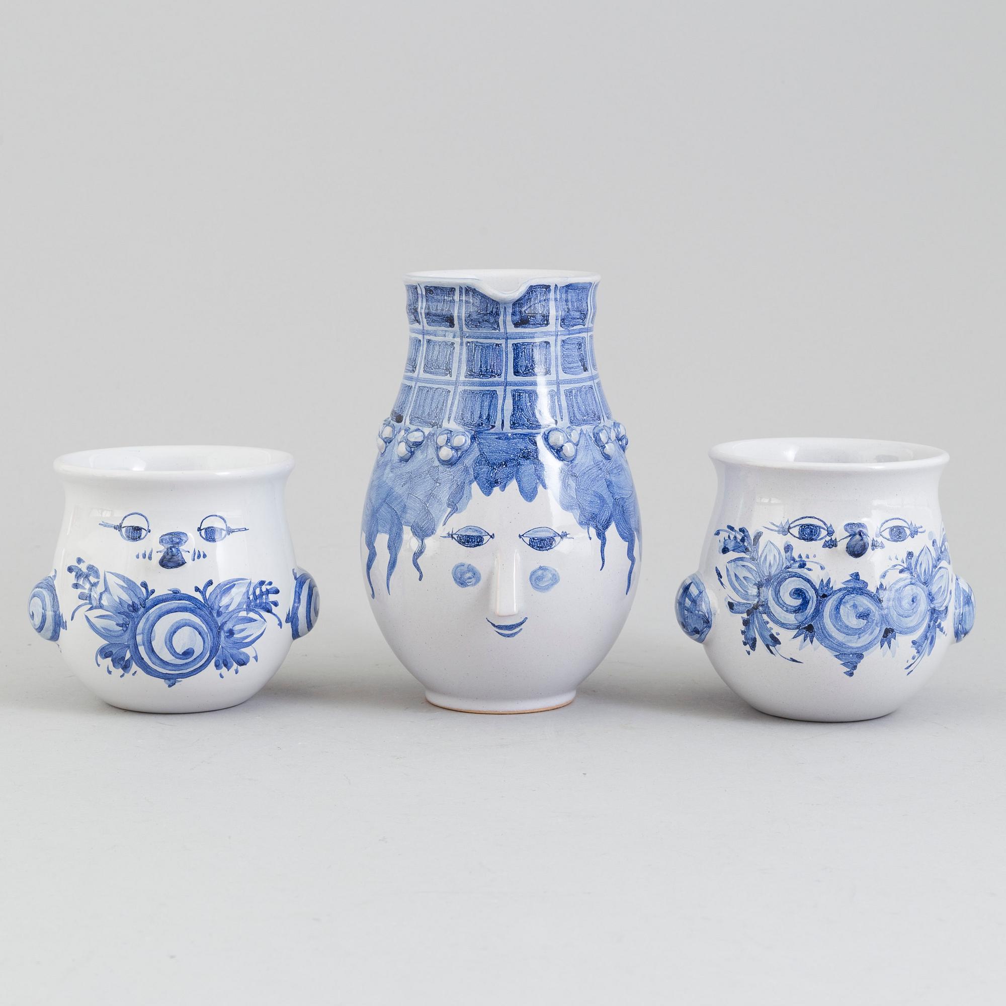 BJÖRN WIINBLAD, 2 bowls and a jug, signed and dated 84-89.