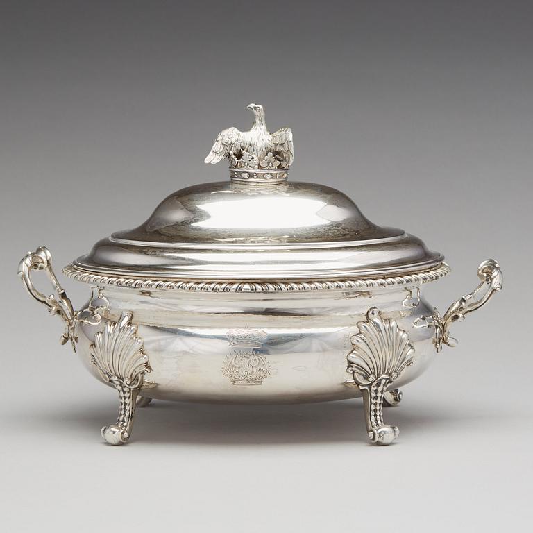 An English mid 18th century silver tureen, mark of Peter Archambo II and Peter Meure, London 1753.