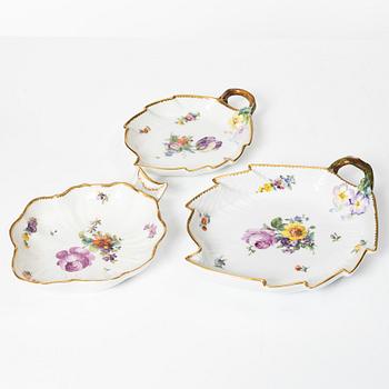 Royal Copenhagen, 13 pieces of a service, 'Saxon Flower', Denmark, 1889-1973.