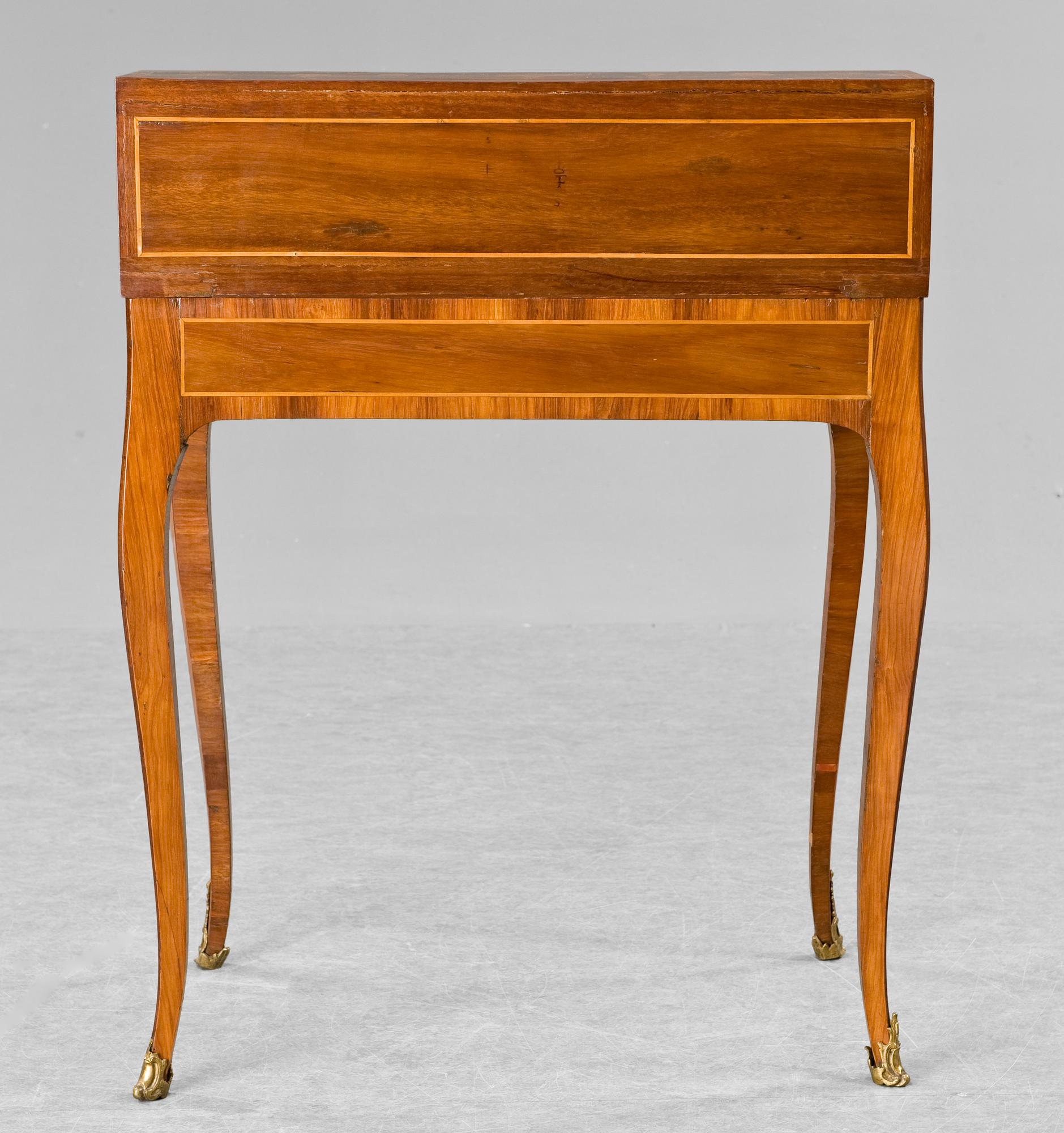 A French Transition bonheur du jour before 1771, stamped by Léonard Boudin (maître in Paris 1761). Provenance: Adolf Fredrik, King of Sweden 1751-1771. Later bought by Sofia, Queen of Sweden 1872-1907.