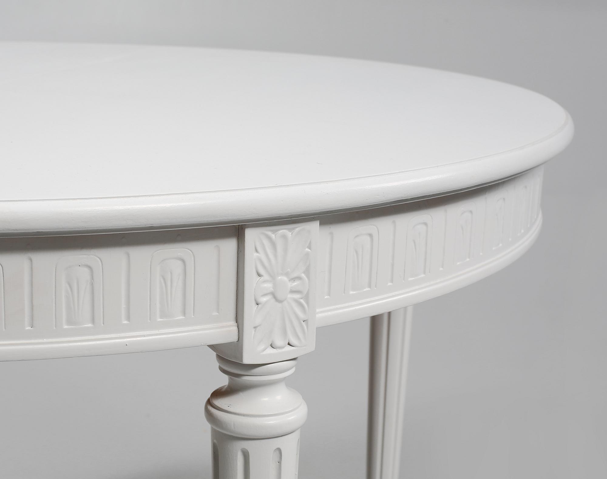 MATSALSGRUPP, 13 delar, gustaviansk stil, 1900-talets andra hälft.