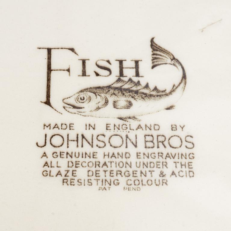 A 25-piece "Fish" service, Johnson Bros, England.