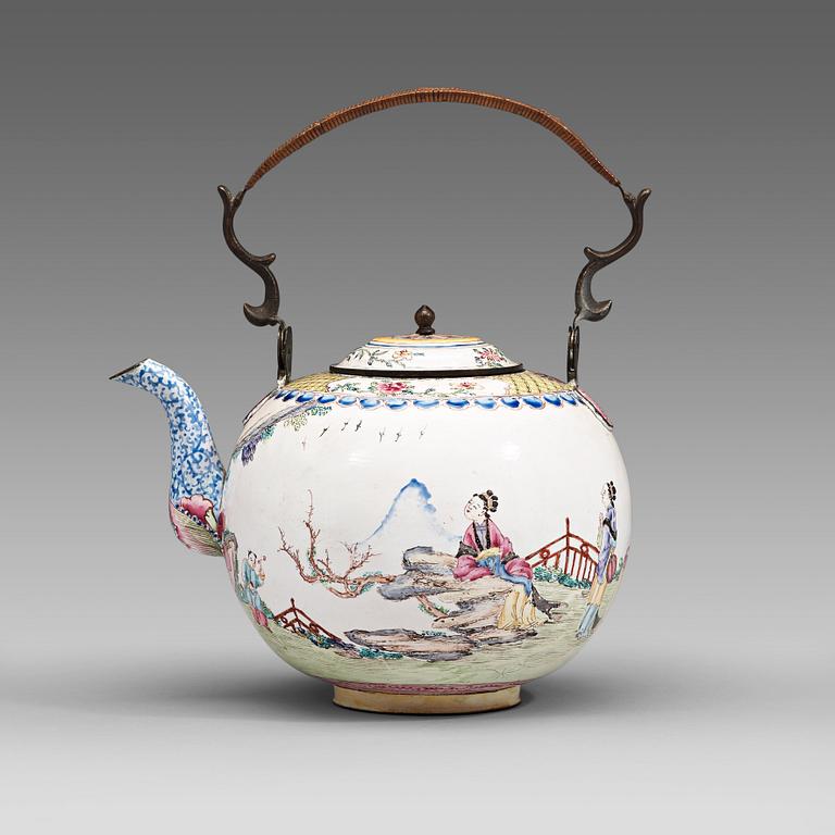 An export enamel on copper teapot with cover, Qing dynasty, 18/19th Century.