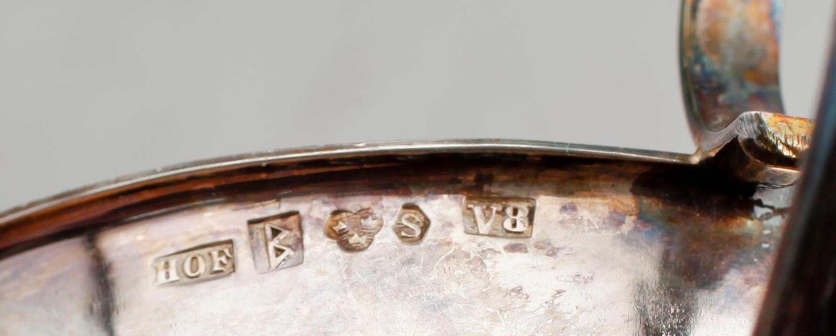 SILVERFÖREMÅL, 8 delar, svenska och finsk stämpel, 1900-tal. Vikt ca 363 gram.
