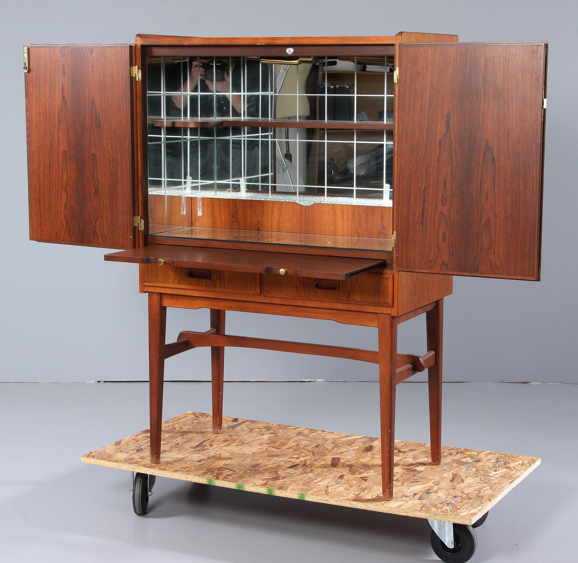 BARSKÅP, 1900-talets andra hälft.