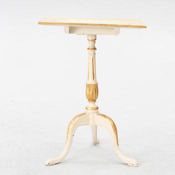 Pillar table, 19th century.