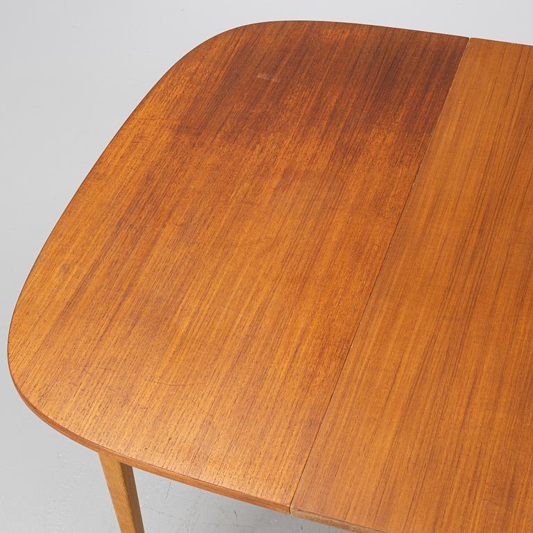 Dining table with four chairs, 1950s/60s.