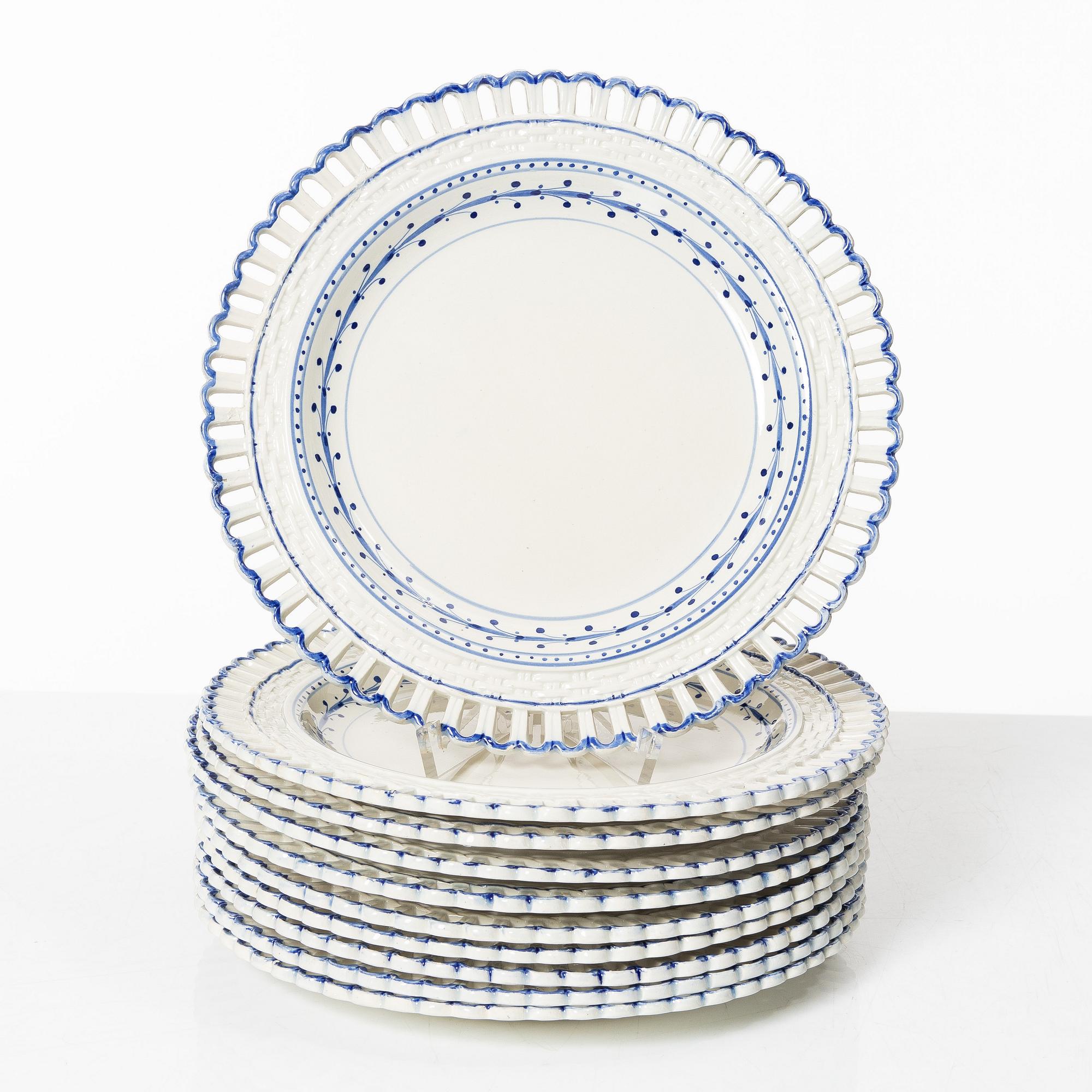 A set of 10 cream ware dessert dishes, Sweden Rörstrand, Empire, 19th century.
