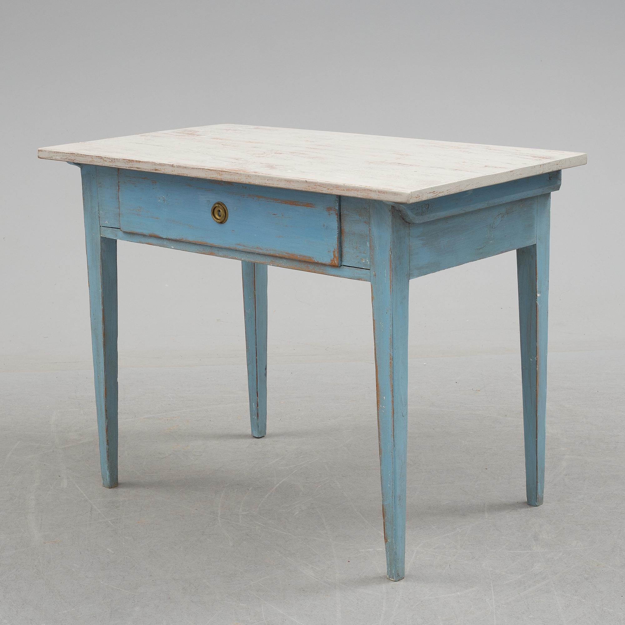 a table/desk from around 1900.