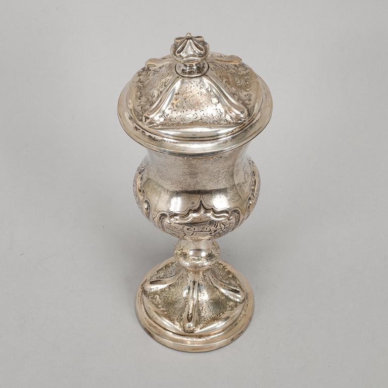 A silver cup, Northern Europe, 19th century.
