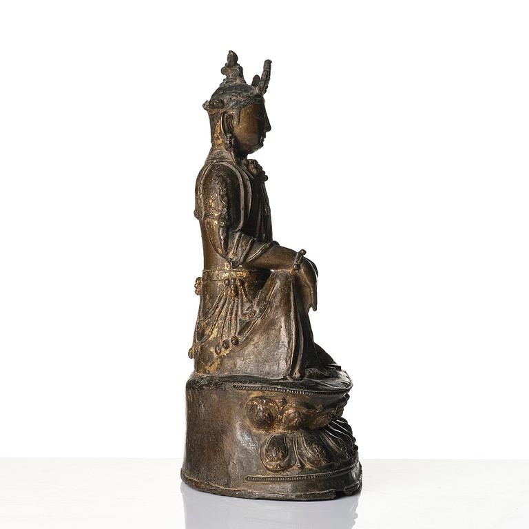 A bronze sculpture of Guanyin, Ming dynasty (1368-1644).