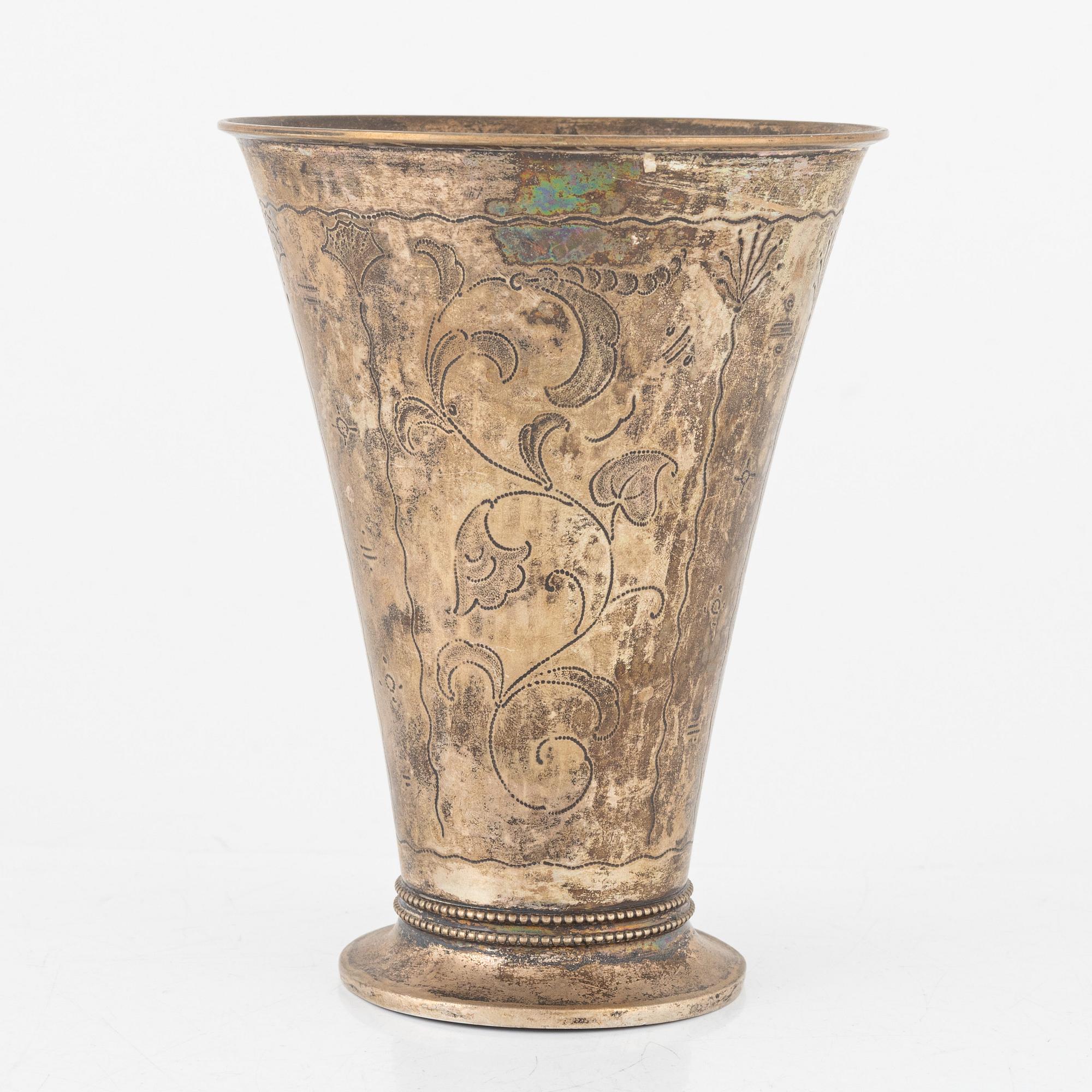 A silver cup, Edlunds Silverware Factory, Stockholm, 1926.