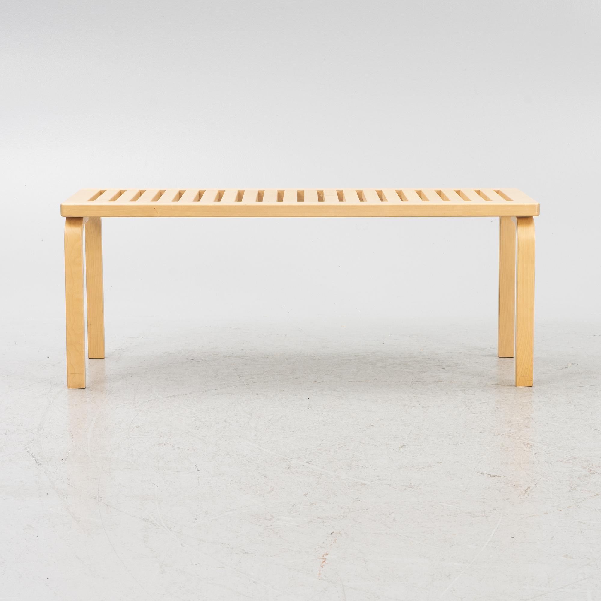 Alvar Aalto, bänk, modell 153A, Artek.