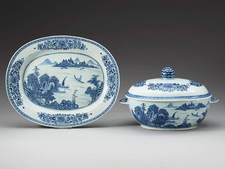 A  blue and white tureen with cover and saucer, Qing dynasty, Qianlong (1736-95).