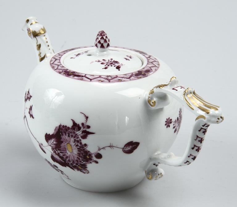 A part Meissen tea service, 18th Century.