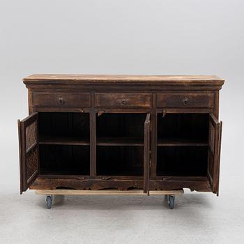 Sideboard, Asien, omkring 2000.