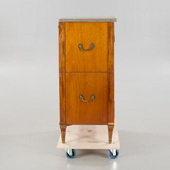 A late gustavian chest of drawers, around the year 1800.