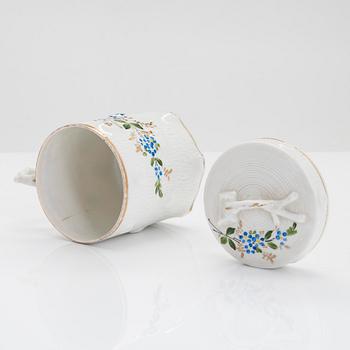 A Kuznetsov porcelain chocolate cup with saucer, Dulevo factory 1891-1917.